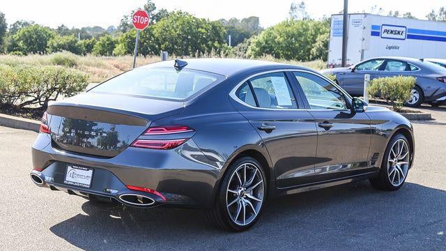 2025 Genesis G70 2.5T Standard
