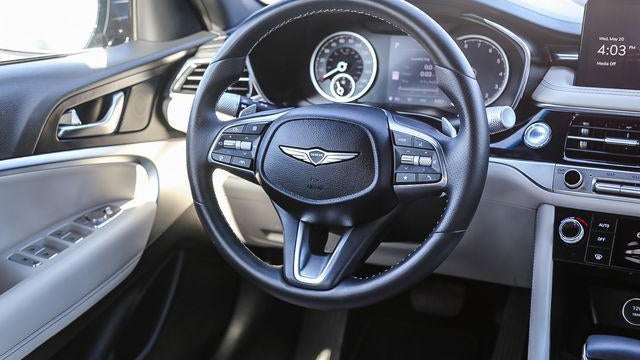 2025 Genesis G70 2.5T Standard