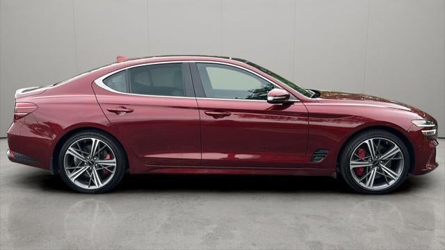 2025 Genesis G70 2.5T Standard