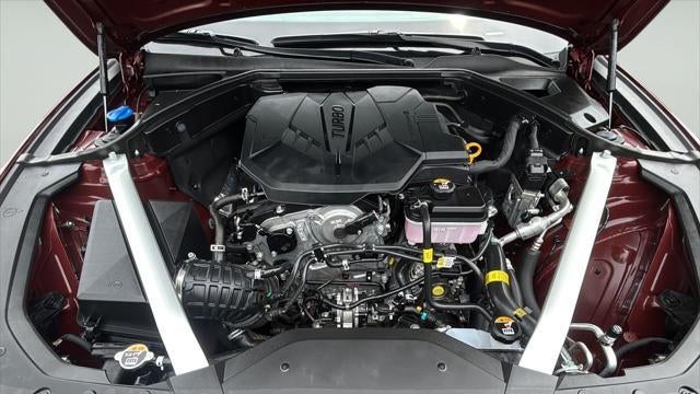 2025 Genesis G70 2.5T Standard
