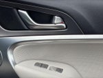 2025 G70 Thumbnail 34