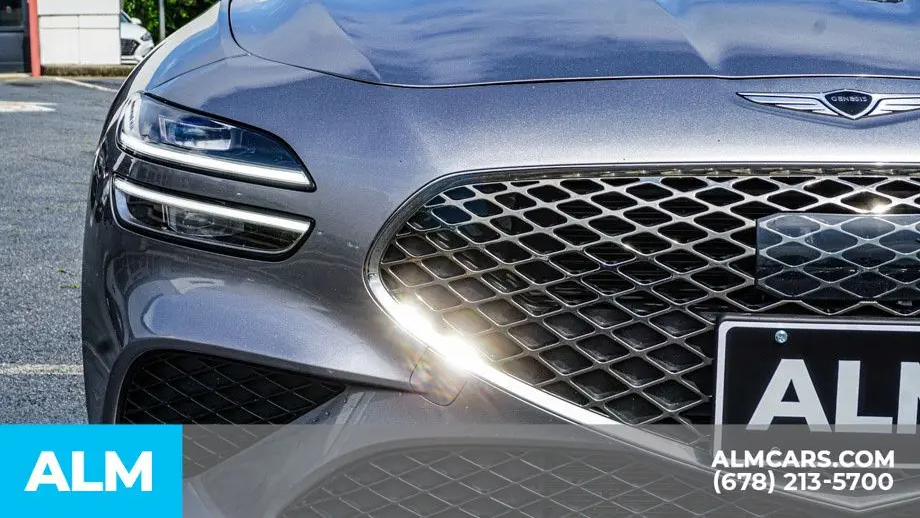 2025 Genesis G70 2.5T Standard