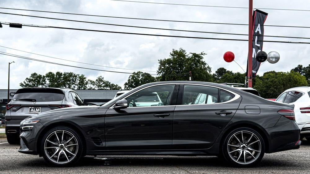 2025 Genesis G70 2.5T Standard