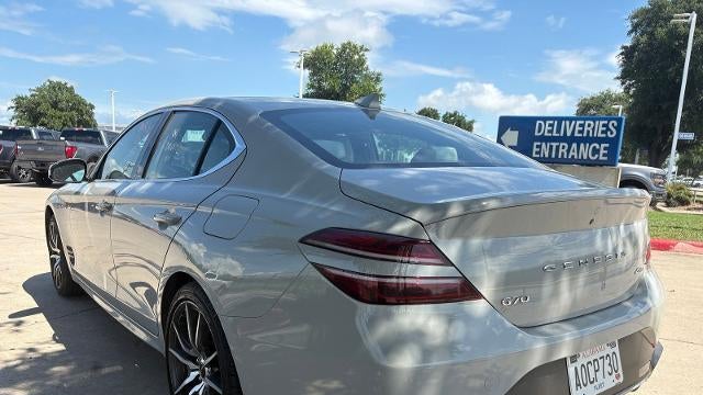 2025 Genesis G70 2.5T Standard