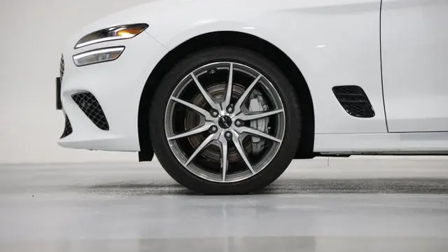 2026 Genesis G70 2.5T Prestige