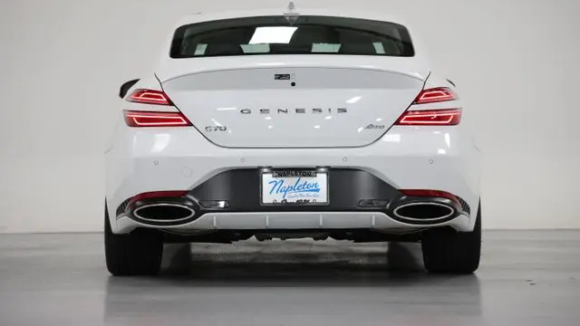 2026 Genesis G70 2.5T Prestige