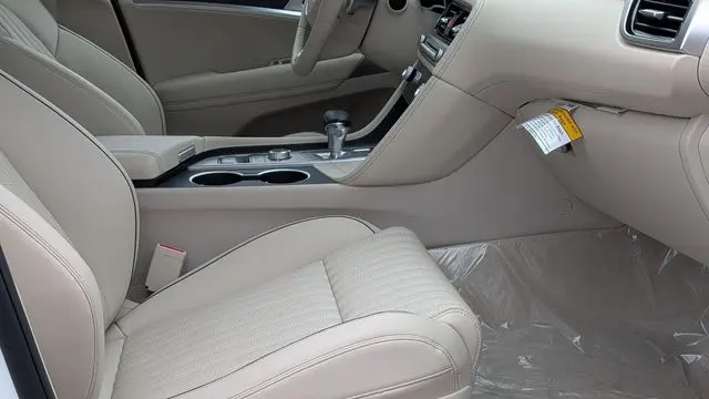 2026 Genesis G70 2.5T Prestige