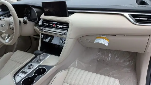 2026 Genesis G70 2.5T Prestige
