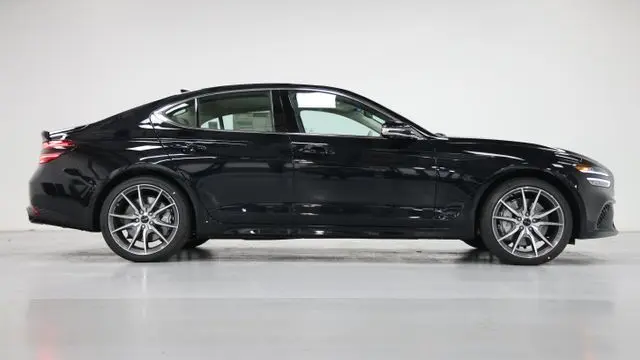 2026 Genesis G70 2.5T Prestige