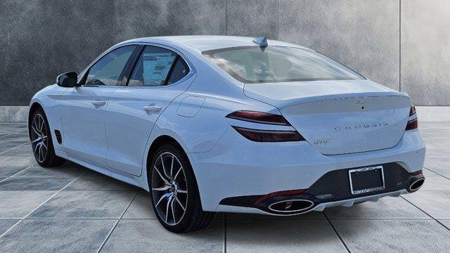 2025 Genesis G70 2.5T Standard