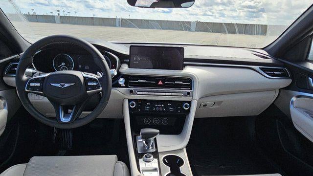 2025 Genesis G70 2.5T Standard