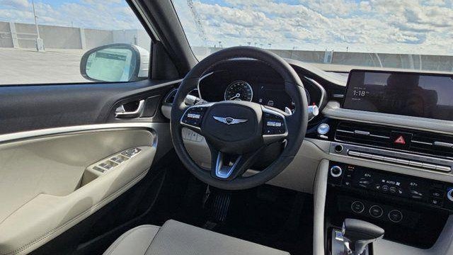 2025 Genesis G70 2.5T Standard