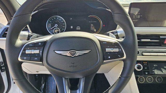 2025 Genesis G70 2.5T Standard