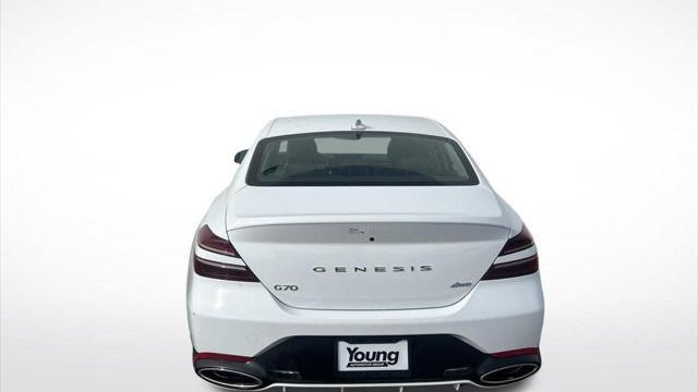 2025 Genesis G70 2.5T Standard