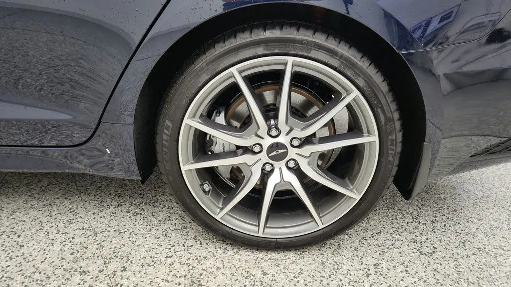 2026 Genesis G70 2.5T Prestige