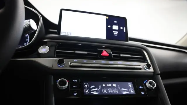 2026 Genesis G70 2.5T Prestige