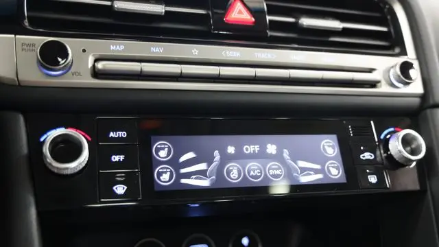 2026 Genesis G70 2.5T Prestige
