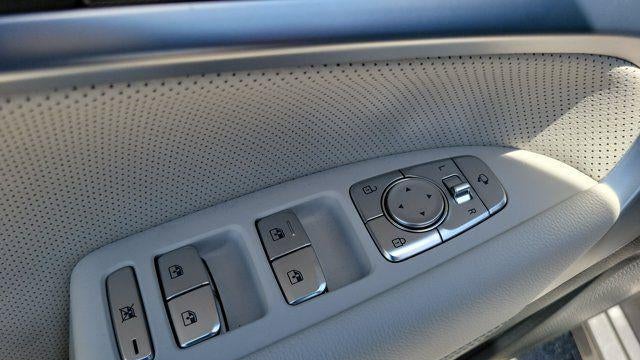 2024 Genesis G70 2.5T Standard