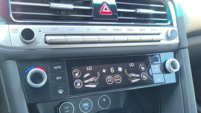 2024 Genesis G70 2.5T Standard