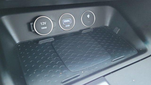 2024 Genesis G70 2.5T Standard