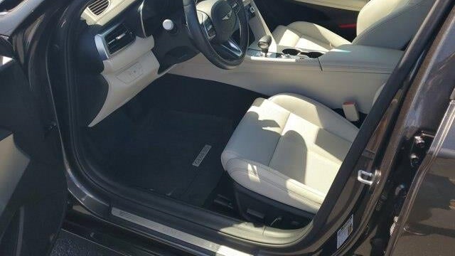 2025 Genesis G70 2.5T Standard