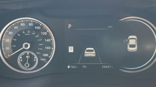 2025 Genesis G70 2.5T Standard