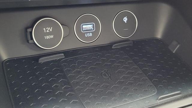 2025 Genesis G70 2.5T Standard