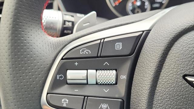 2025 Genesis G70 2.5T Standard
