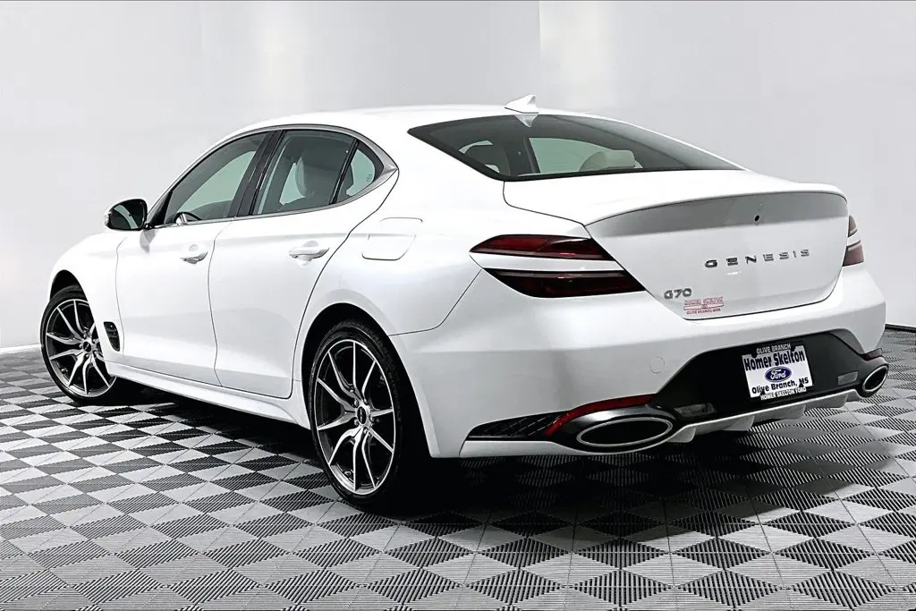 2025 Genesis G70 - $33,241