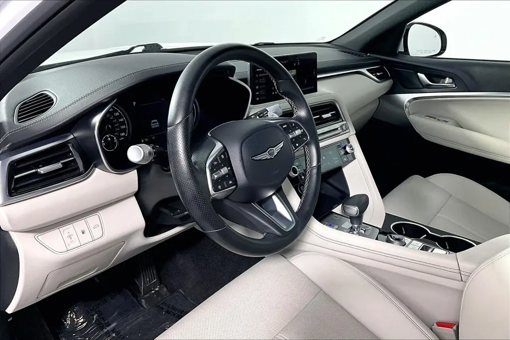 2025 Genesis G70 - $33,241