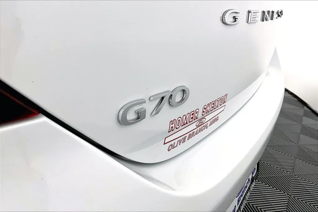 2025 Genesis G70 - $33,241