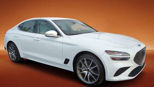 2025 Genesis G70 2.5T Standard