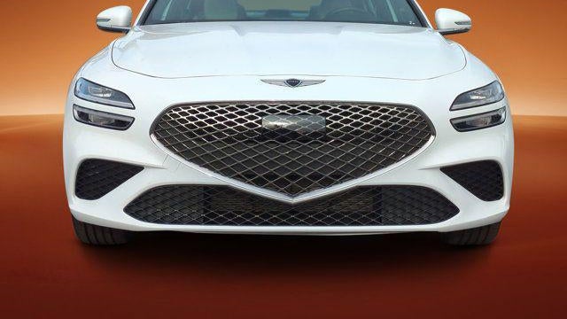 2025 Genesis G70 2.5T Standard
