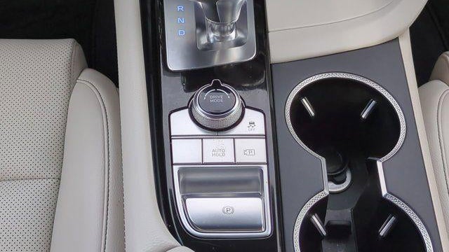 2025 Genesis G70 2.5T Standard