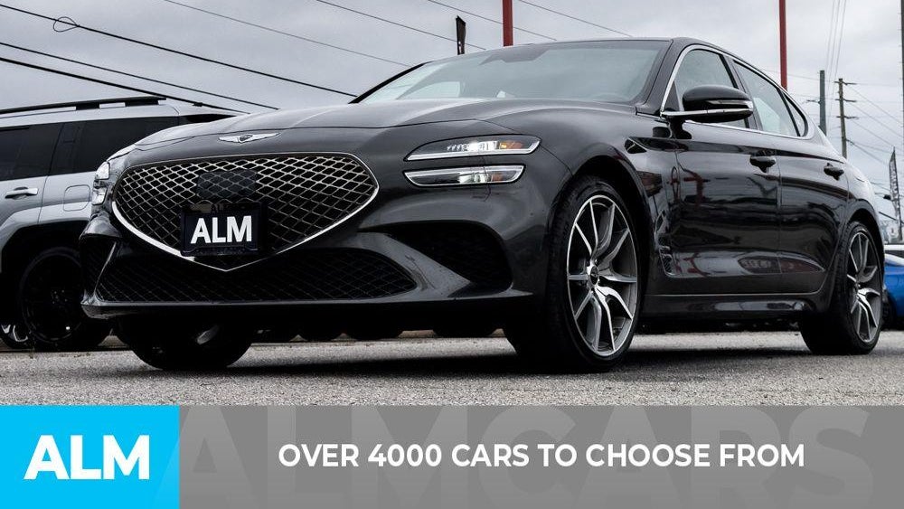 2025 Genesis G70 2.5T Standard