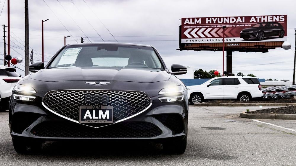 2025 Genesis G70 2.5T Standard