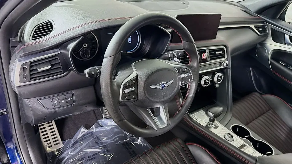 2023 Genesis G70 2.0T