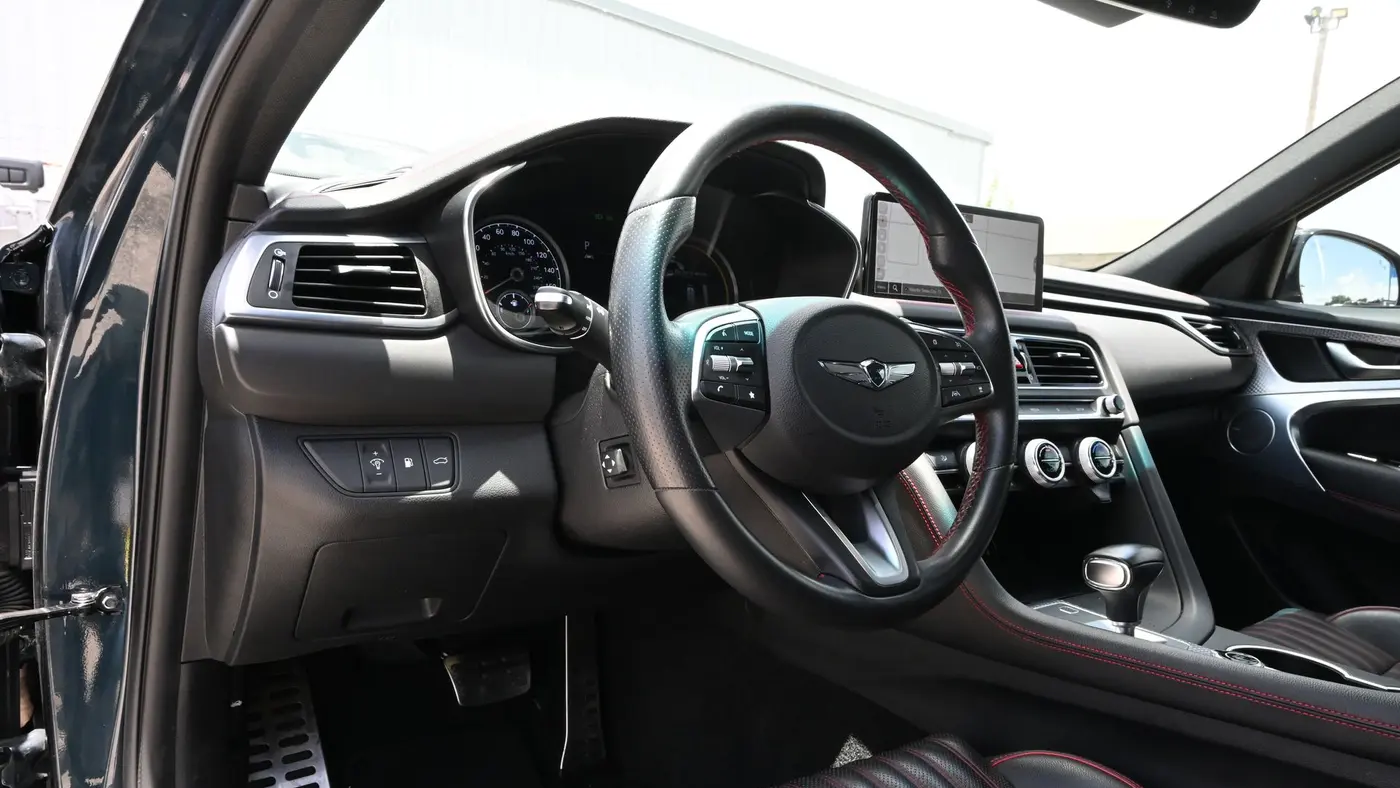 2023 Genesis G70 2.0T