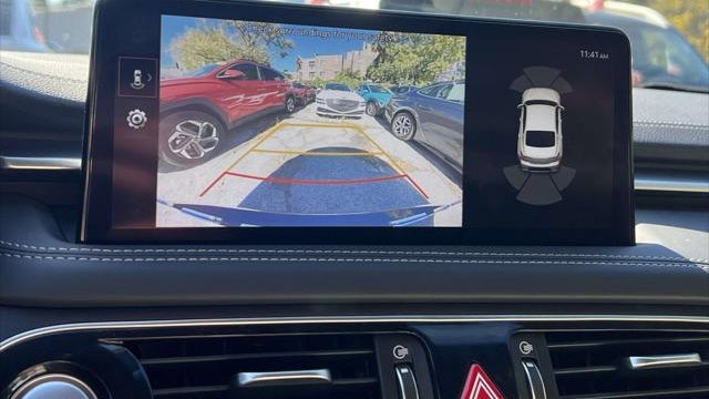 2022 Genesis G70 2.0T