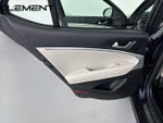 2023 G70 Thumbnail 30