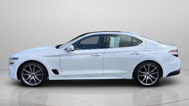 2022 Genesis G70 2.0T