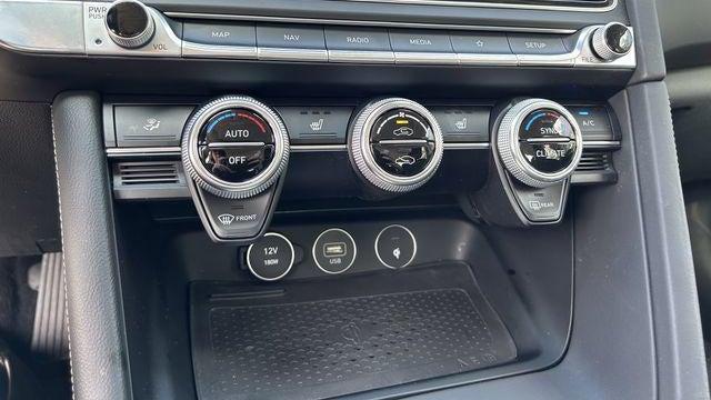 2022 Genesis G70 2.0T
