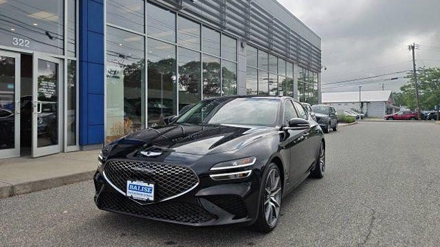 2022 Genesis G70 2.0T