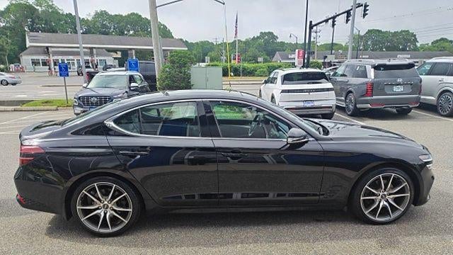 2022 Genesis G70 2.0T