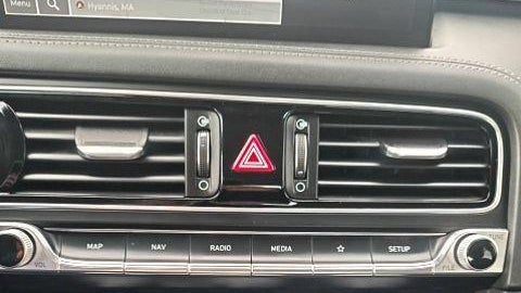 2022 Genesis G70 2.0T