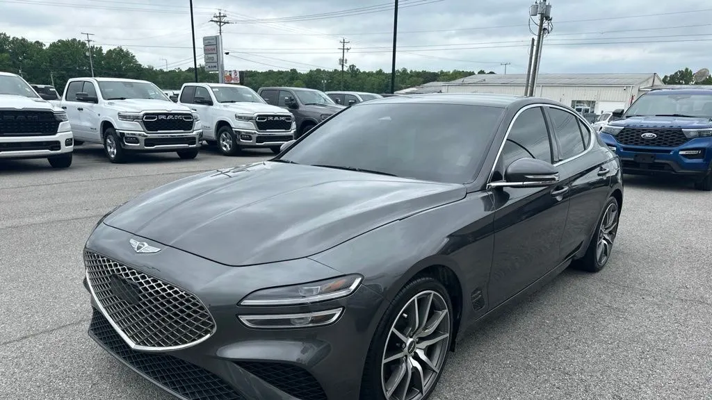 2023 Genesis G70 2.0T