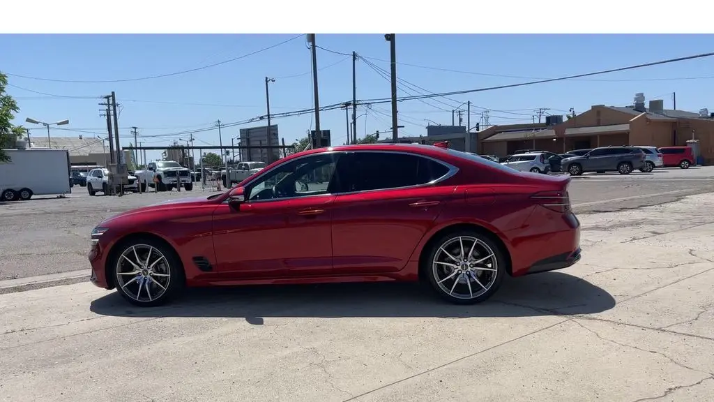 2022 Genesis G70 2.0T