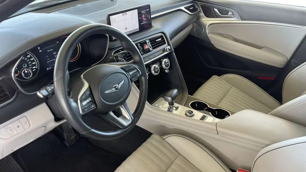 2022 Genesis G70 2.0T