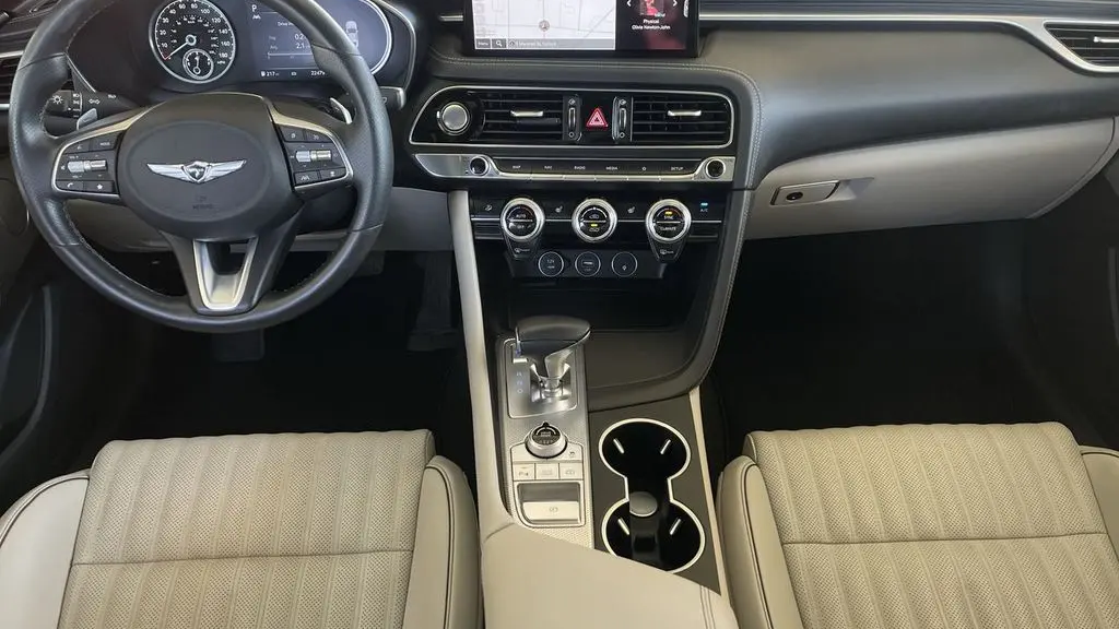2022 Genesis G70 2.0T