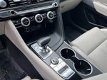 2023 G70 Thumbnail 38